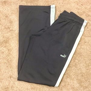 Puma jogging pants (Med)